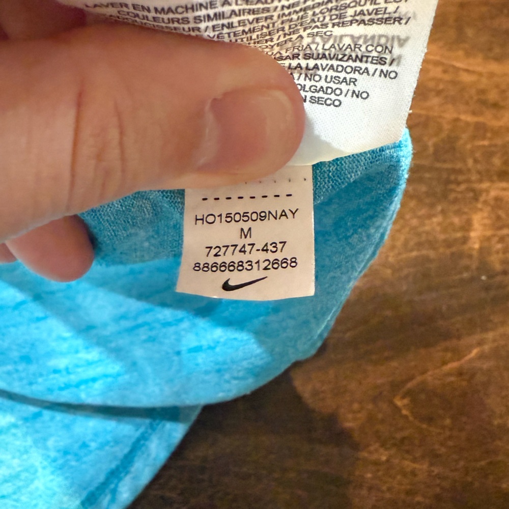 Nike Dri-Fit Activewear Tank - Picture 4 of 4